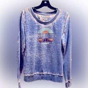 Park City Utah Soft Fuzzy Lightweight Top
